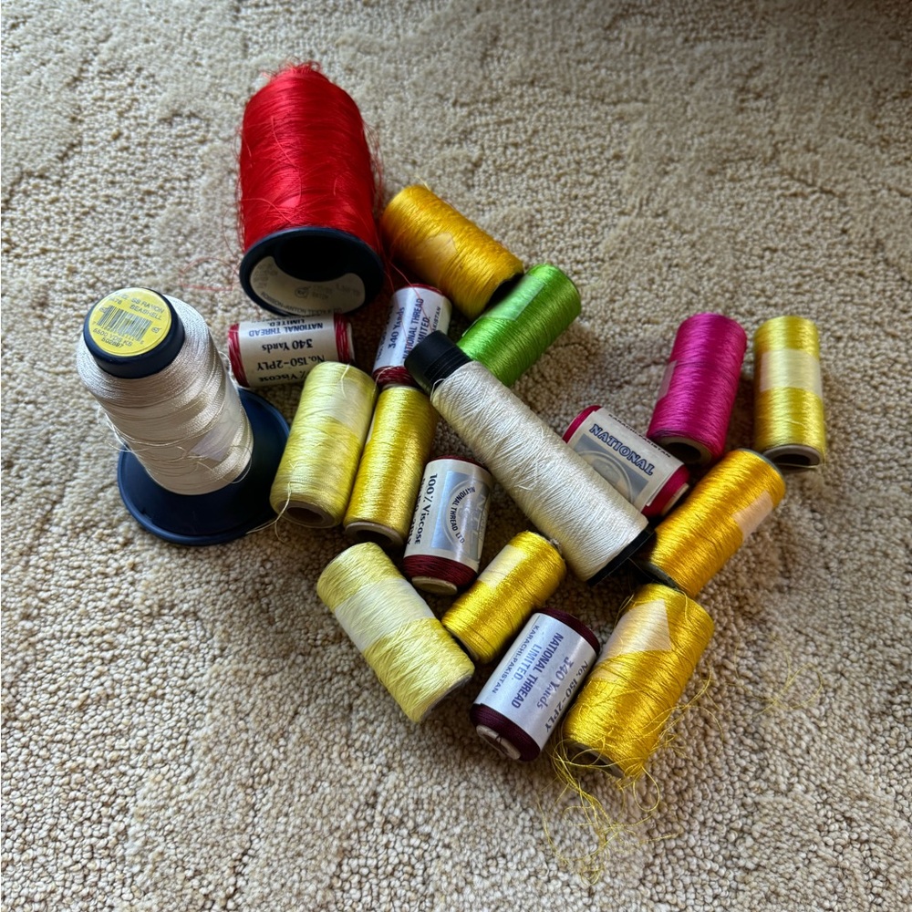Lot of Vintage sewing threads